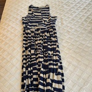 Anthropologie maxi dress in the coziest knit fabric. Size small.